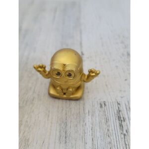 McDonald's gold minion meditate 2 Despicable Me toy figure